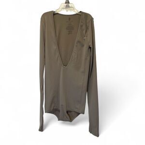 Free People Movement Elegant Long Sleeve Seamless Bodysuit size XS/S